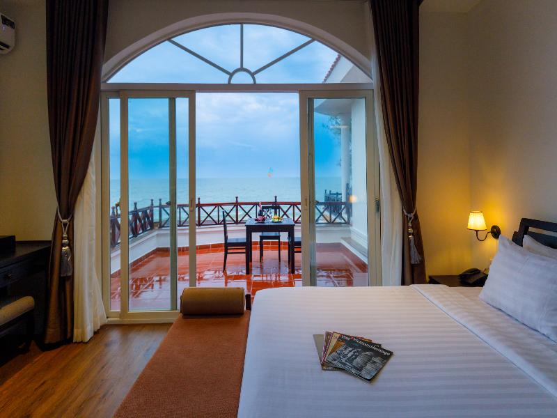Le Aqua Resort & Spa Phan Thiet image