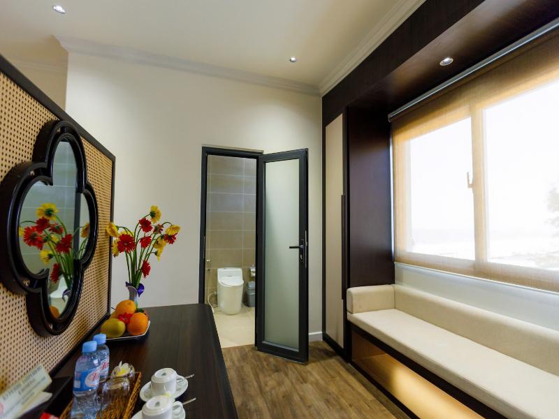 Le Aqua Resort & Spa Phan Thiet image