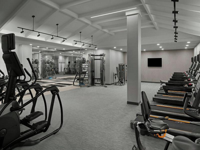 Courtyard by Marriott San Jose Airport image