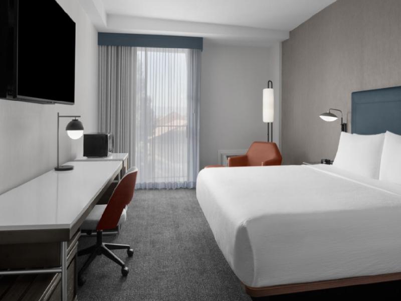 Courtyard by Marriott San Jose Airport image