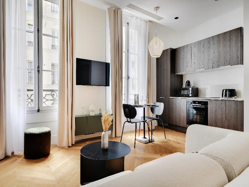 B48 Paris Haussmann image