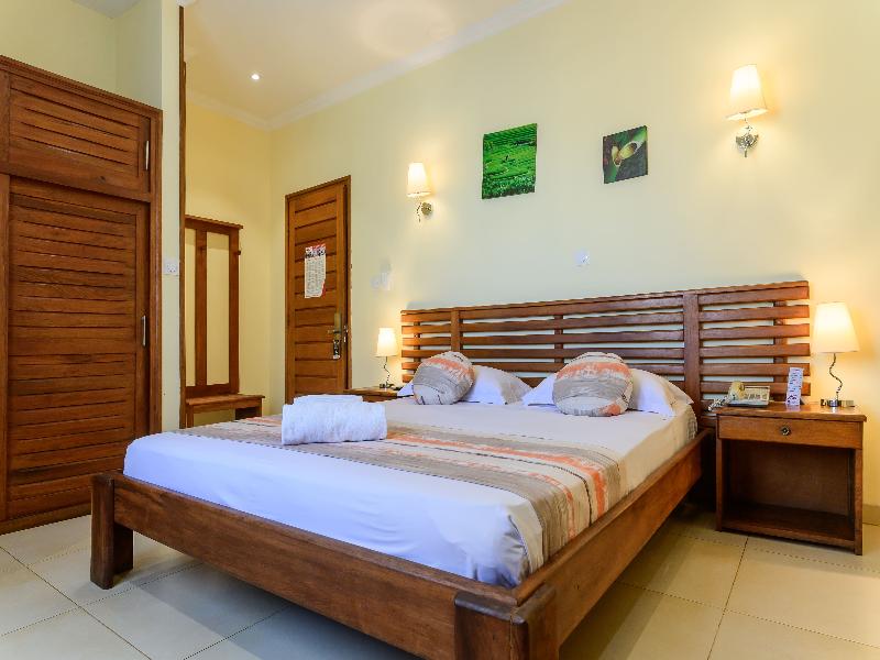 Anjary Hotel image
