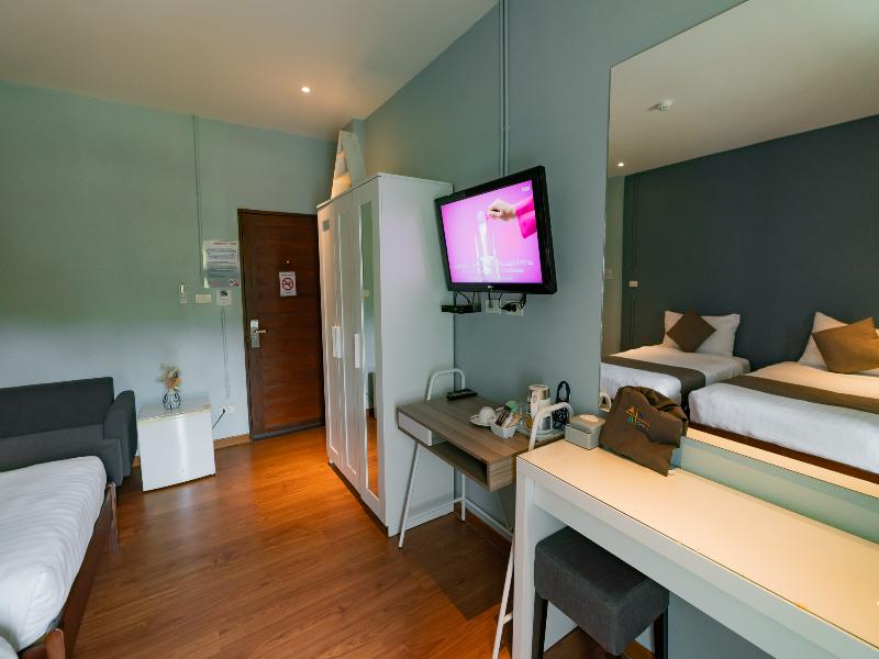 A Hotel Cozy image