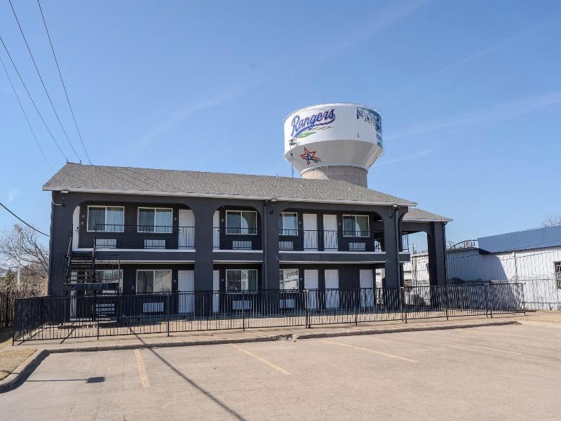 Executive Inn Of Arlington, Near At&t Stadium image