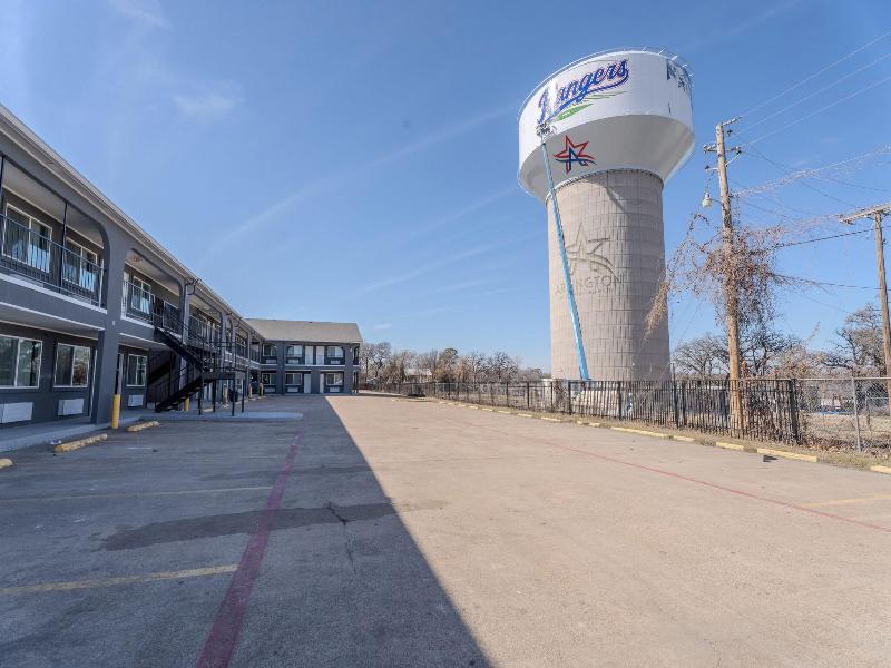 Executive Inn Of Arlington, Near At&t Stadium image