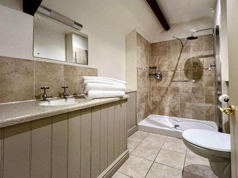 Leigh Park Country House Hotel & Vineyard, BWSC image