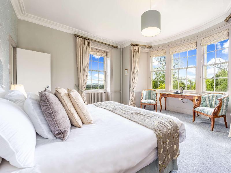 Leigh Park Country House Hotel & Vineyard, BWSC image
