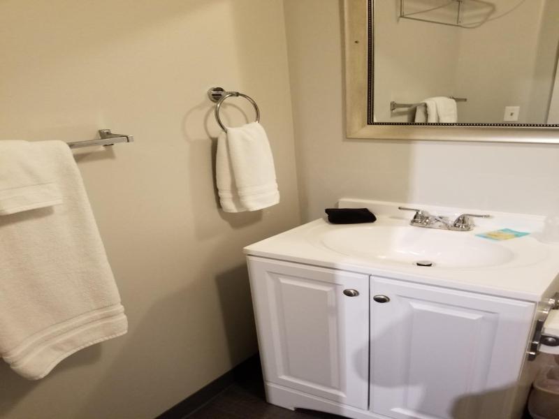 Deep Water Inn image