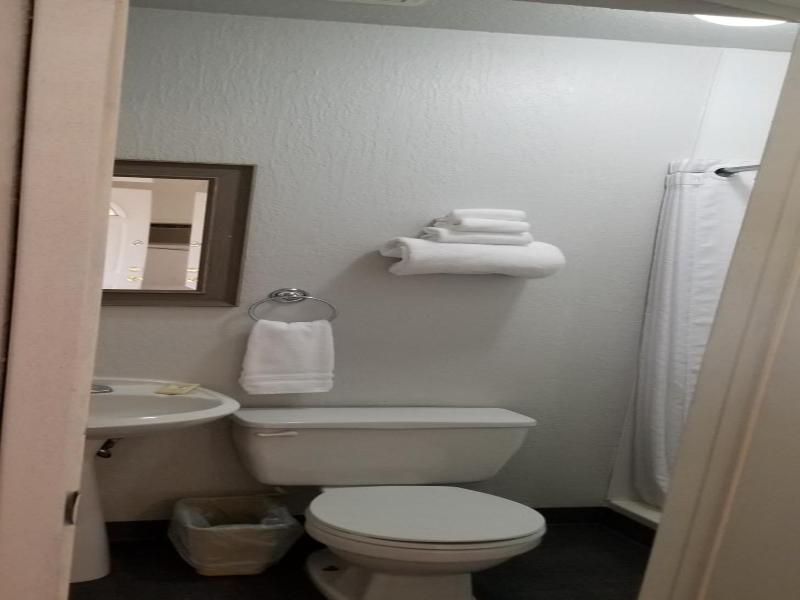 Deep Water Inn image