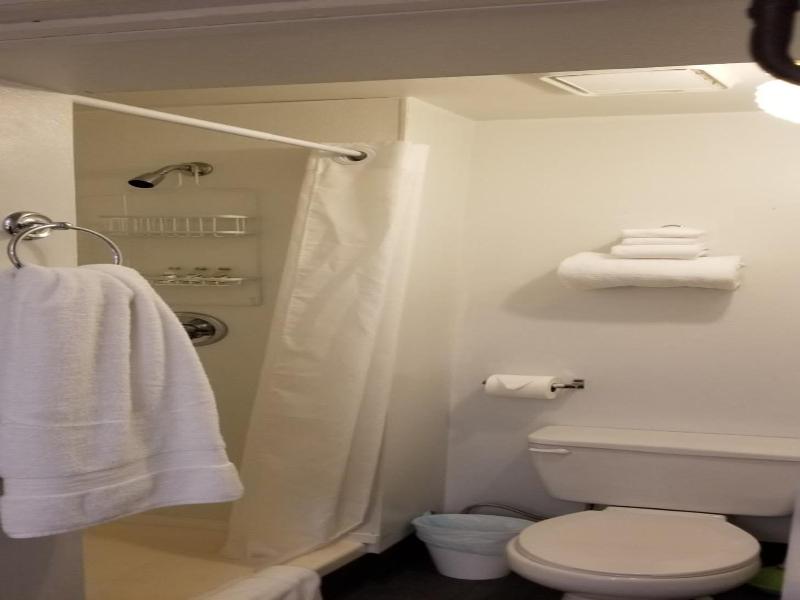 Deep Water Inn image