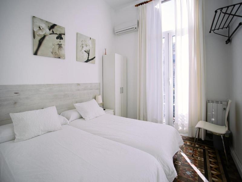 Hostal Eixample image