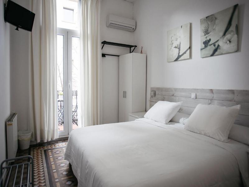 Hostal Eixample image