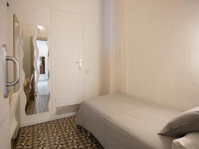 Hostal Eixample image