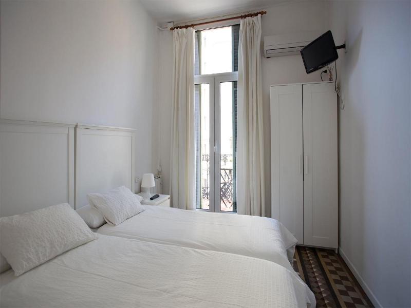 Hostal Eixample image