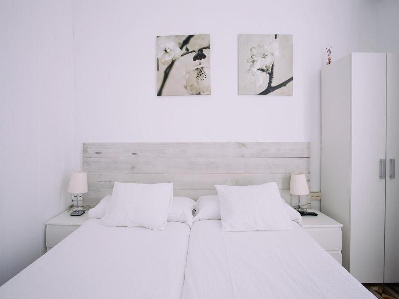 Hostal Eixample image
