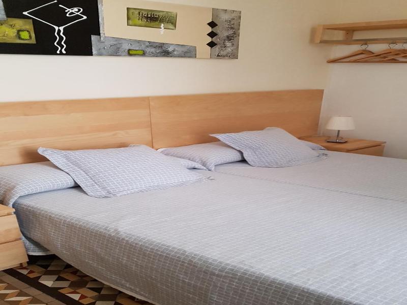 Hostal Eixample image