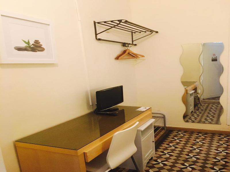 Hostal Eixample image