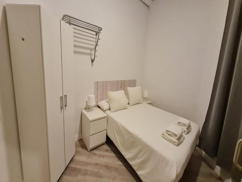 Hostal Eixample image