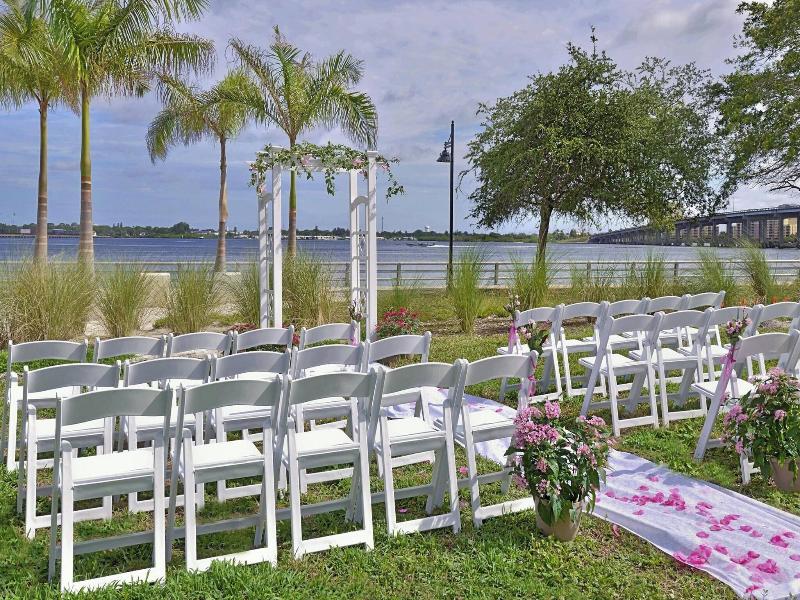 Courtyard Bradenton Sarasota/Riverfront image