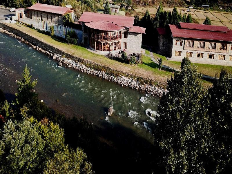 Terma Linca Resort And Spa image