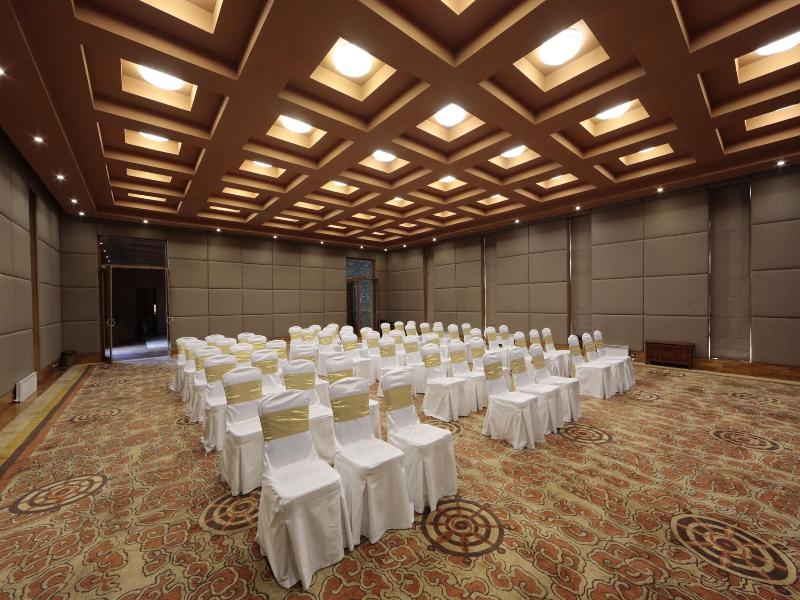 Terma Linca Resort And Spa image