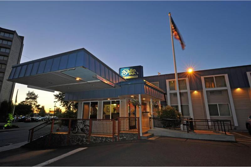 District Hotel By Oyo Portland Convention Center image