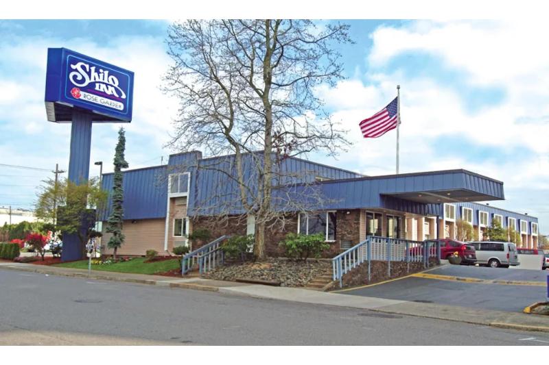 District Hotel By Oyo Portland Convention Center image