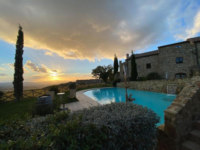 Castel Brunello image