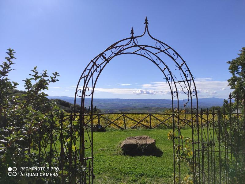 Castel Brunello image