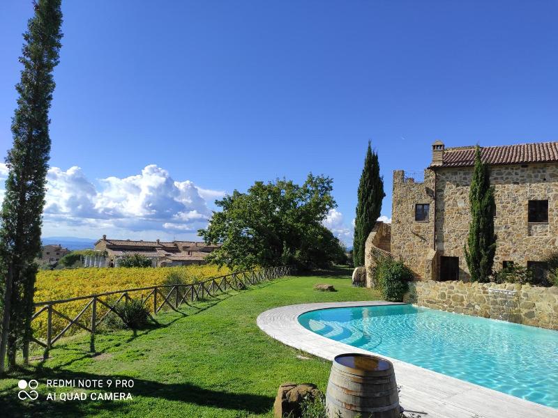 Castel Brunello image