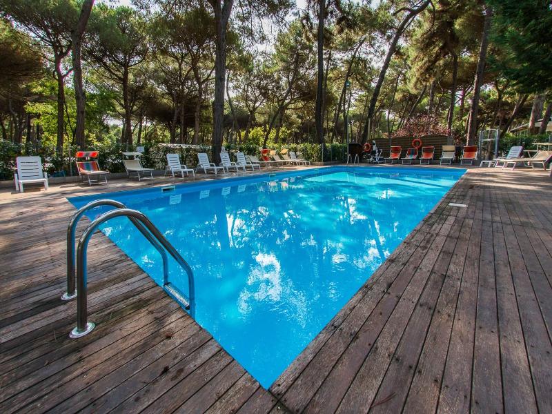 Club Del Sole Marina Romea Easy Camping Village image