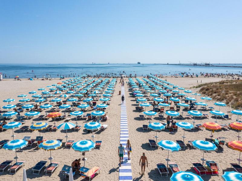 Club Del Sole Marina Romea Easy Camping Village image