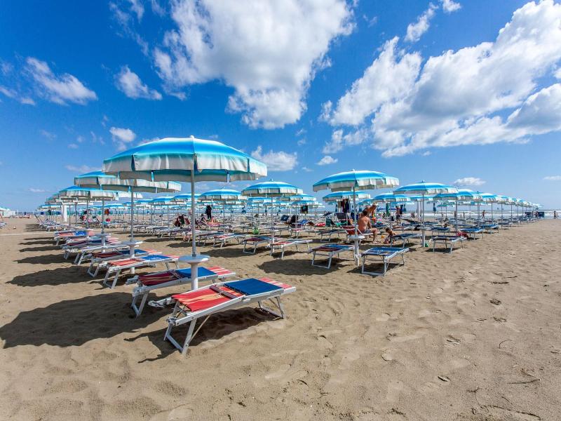 Club Del Sole Marina Romea Easy Camping Village image