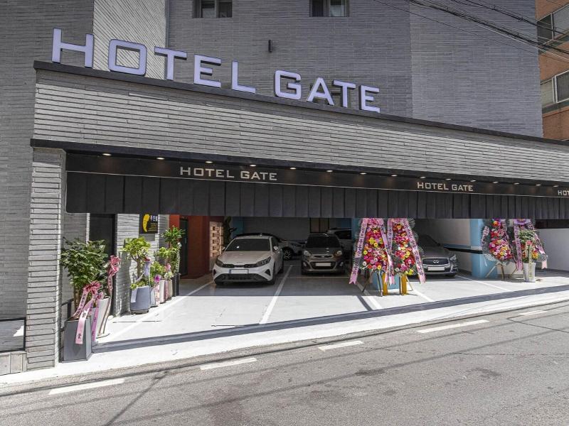 Hotel Gate image