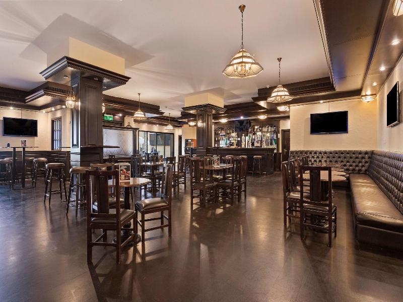 Al Hamra Village Hotel image