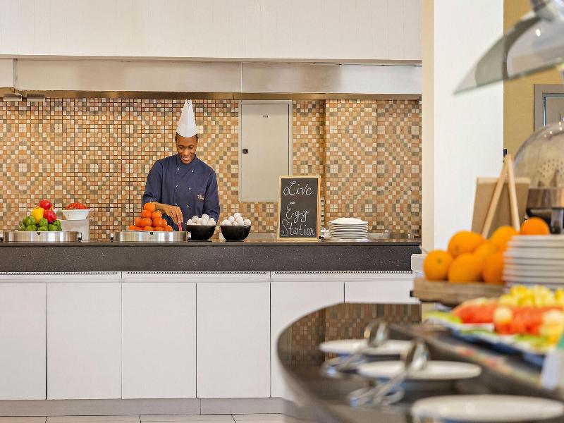 Al Hamra Village Hotel image
