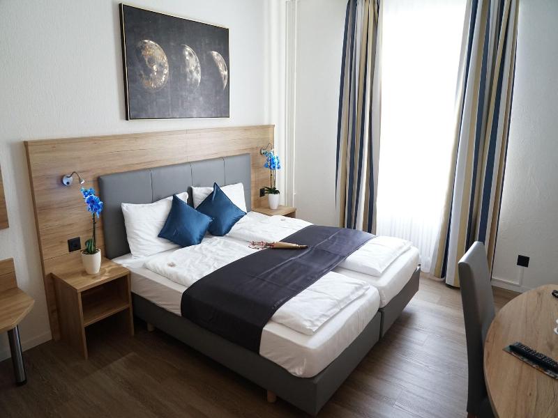 Centra Hotel Winterthur image