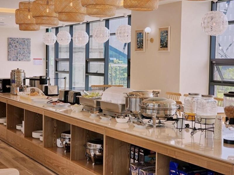 H Avenue Hotel Gijang Ilgwang image