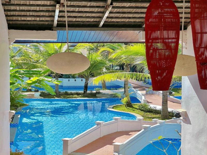Manyo Hotel And Resort image