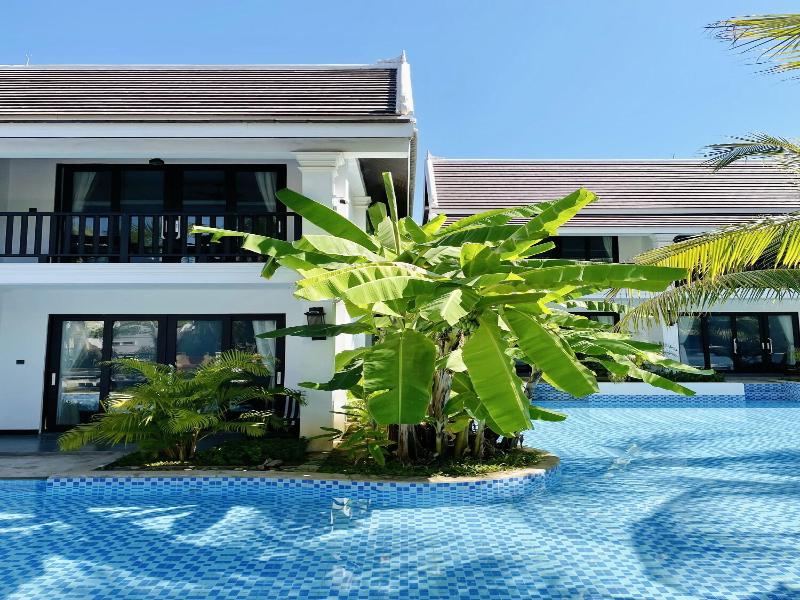 Manyo Hotel And Resort image