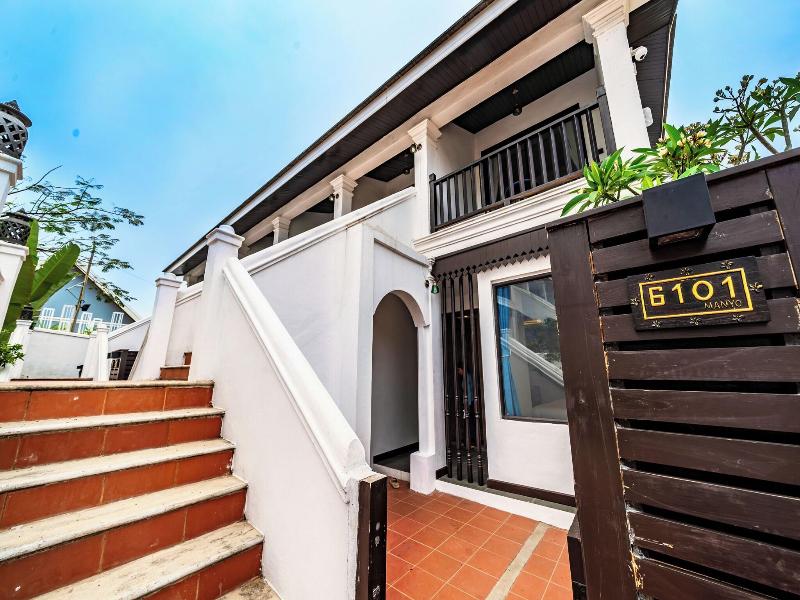 Manyo Hotel And Resort image