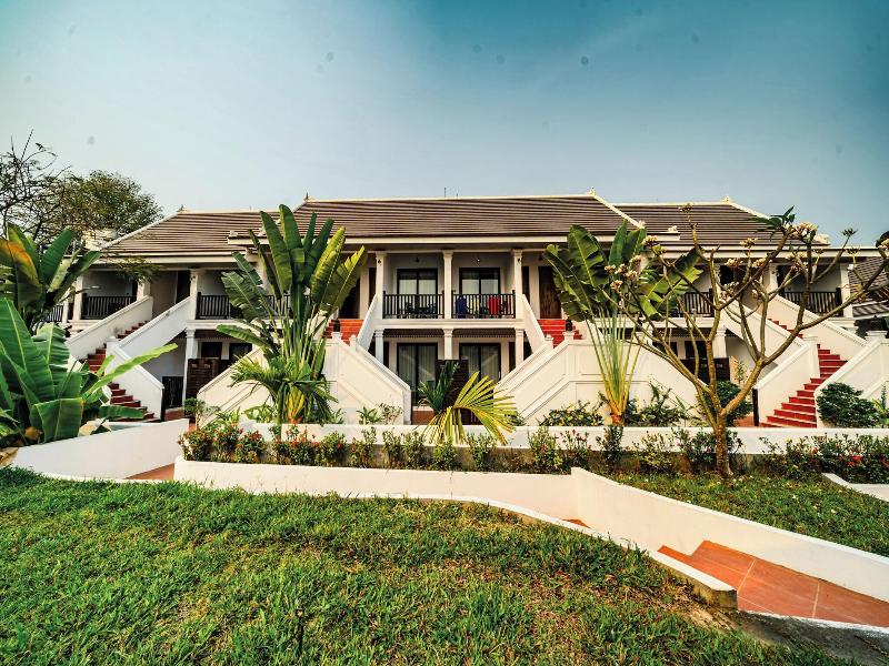 Manyo Hotel And Resort image