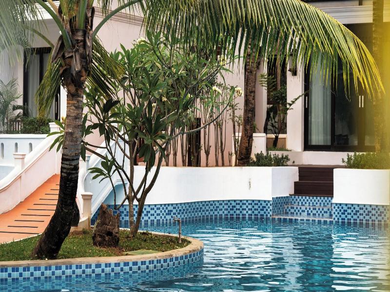 Manyo Hotel And Resort image