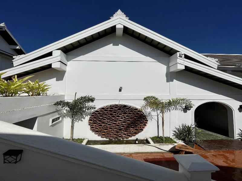 Manyo Hotel And Resort image