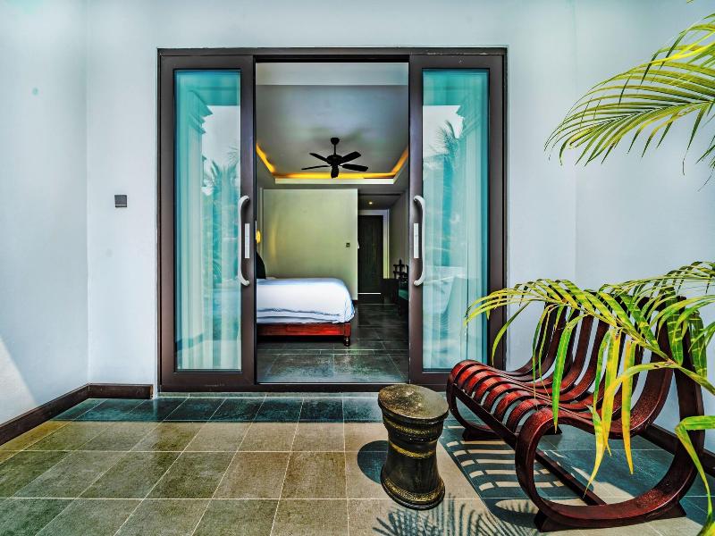 Manyo Hotel And Resort image