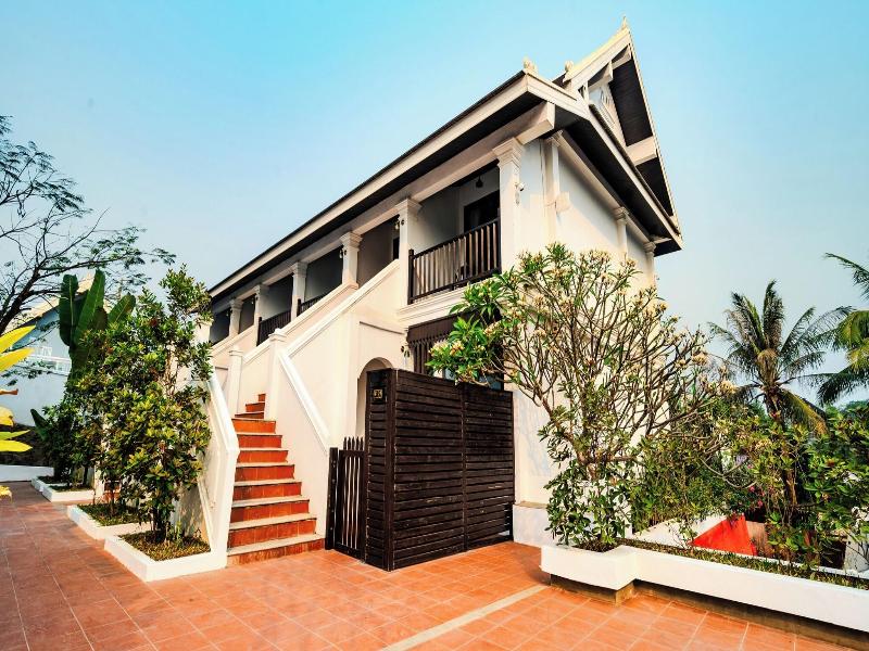 Manyo Hotel And Resort image