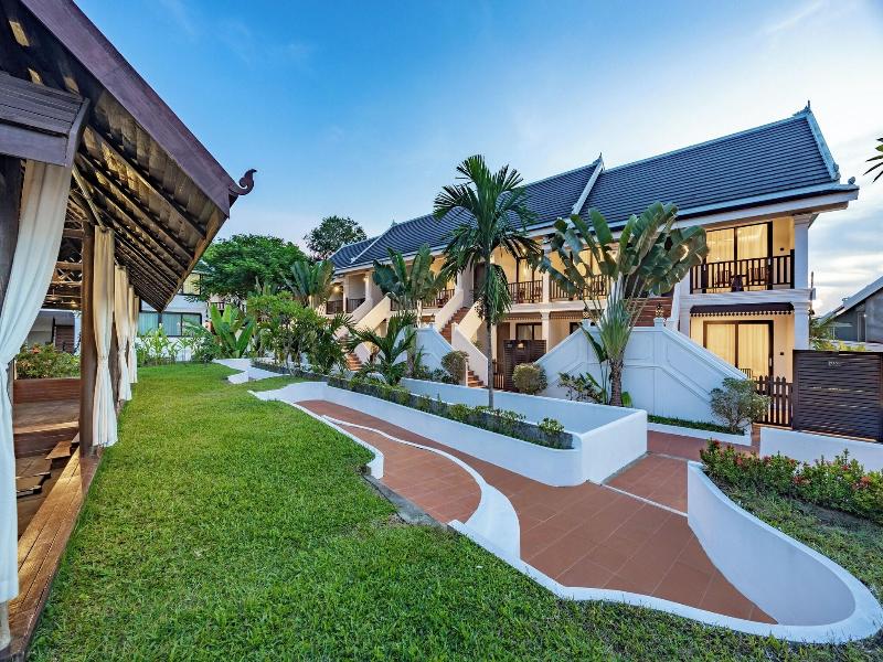 Manyo Hotel And Resort image