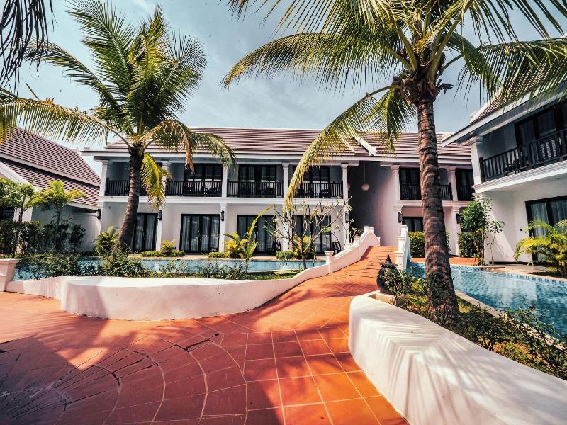 Manyo Hotel And Resort image