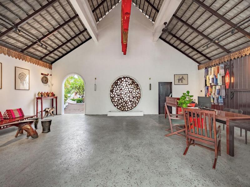 Manyo Hotel And Resort image