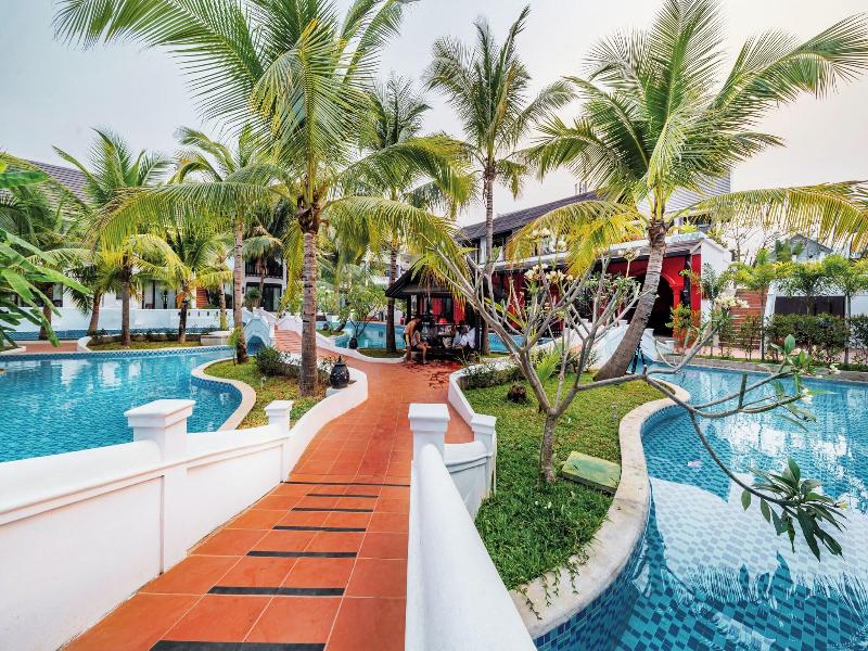 Manyo Hotel And Resort image